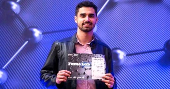 Felipe Lima da Costa, no Museu do Amanhã (Rio de Janeiro), ao receber o certificado de representante nacional na Fame Lab 2017