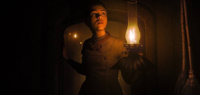 xsophia-lillis-in-gretel-hansel.jpg.pagespeed.ic.d0MeI1vdkK