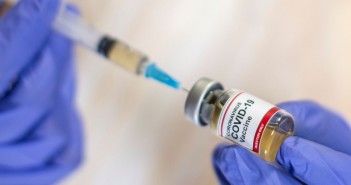 2020-11-05t143610z_1_lynxmpega414y_rtroptp_4_health-coronavirus-vaccine