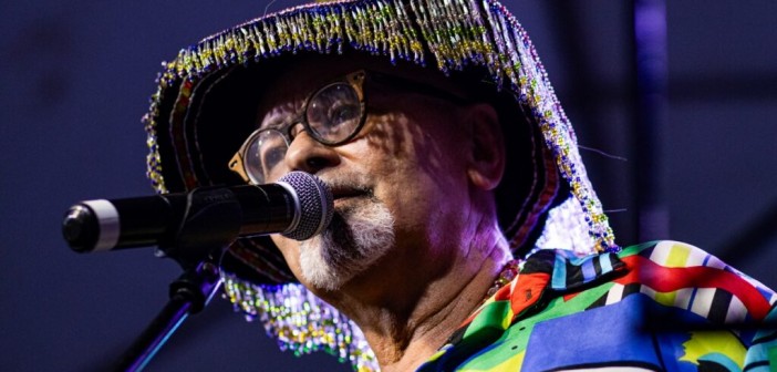 Itaércio Costa apresentará o show "Ralando o cotovelo no asfalto"